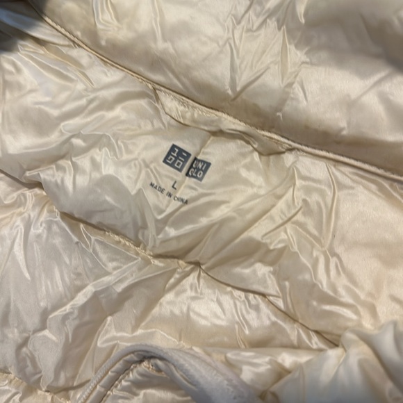 Uniqlo Vest - Picture 2 of 4